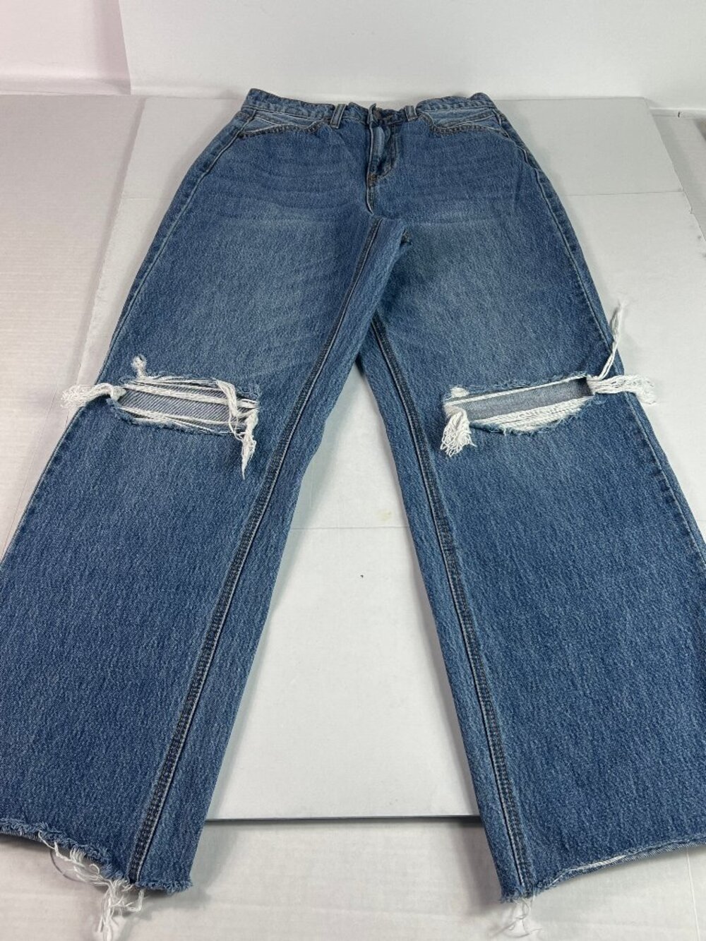 Carly Jeans Junior's 28x29* High Rise Wide Leg Blue Faded Distressed Denim Tag 5